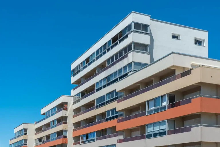 Bourse Nexity : comprendre et suivre l&rsquo;action du groupe