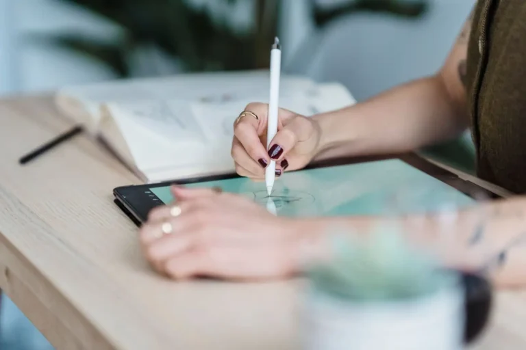 Création de logo gratuit : la méthode et ses limites