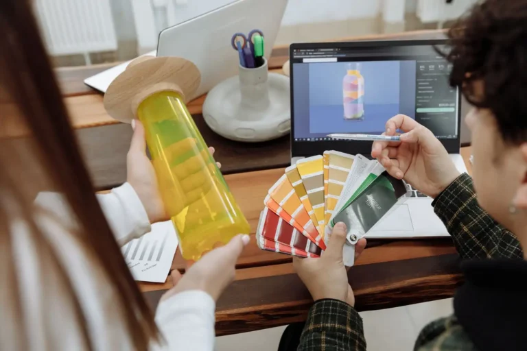Freelance graphiste : se lancer et bien le recruter